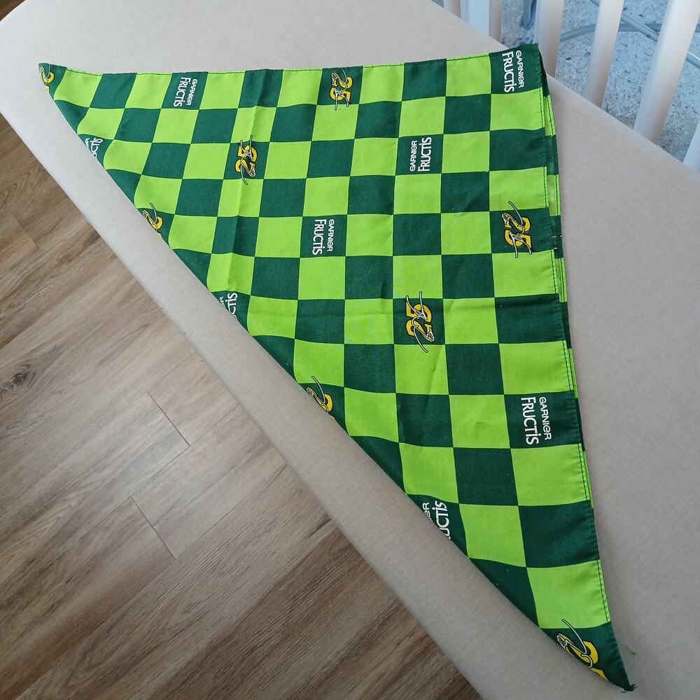 Garnier Fructis NASCAR Brian Vickers #25 promotional bandana green checks 20" sq - Picture 3 of 9